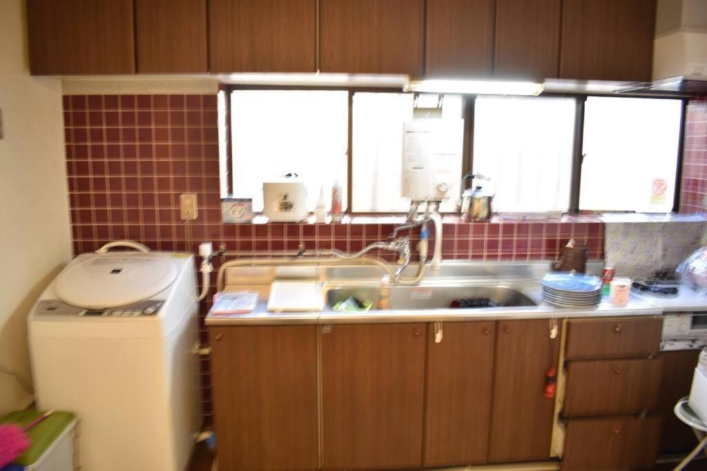 Only For One Group Cheaper For 6Th & 7Th Guest 市街地中心部 一棟貸しの宿 Guest House Don'S Home Takayama  Ngoại thất bức ảnh